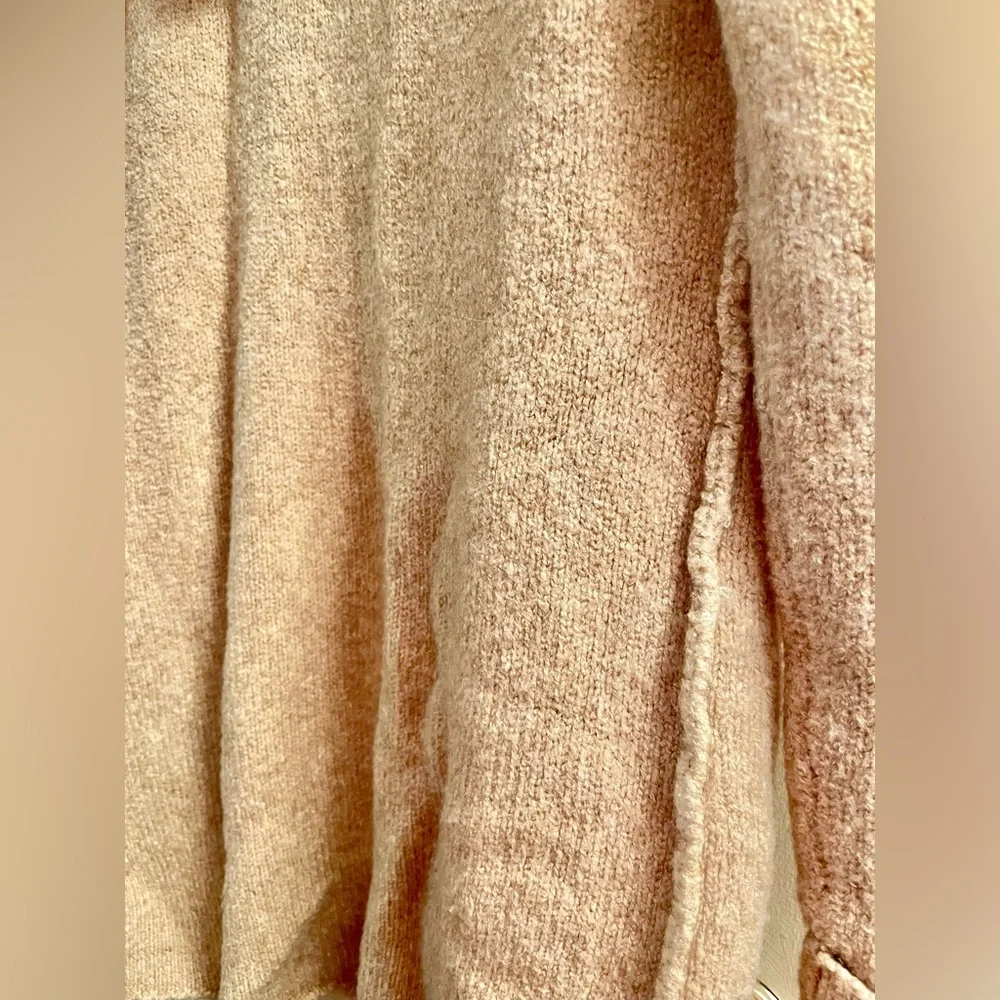 Tahari Long, Open, Beige Cardigan w/ pockets & hood SIZE SMALL NWOT!